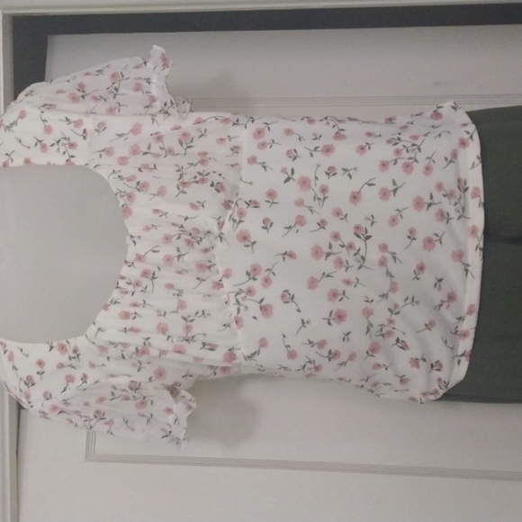 Time and true Green scratch denim pants skinny leg. no boundaries blouse - Picture 2 of 12